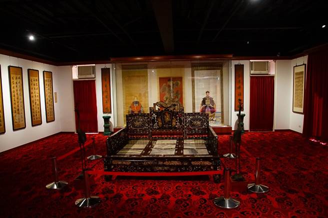 林献堂博物馆，展出丰富的雾峰林家歷史文物，包括日记、字画、古书、艺术品、文献、写真照片等。（明台高中提供／黄国峰台中传真）