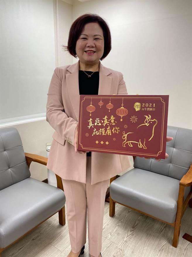 劳动部长许铭春呼吁大家可以在线上多帮庇护工场捧捧场！（邱琮皓摄）