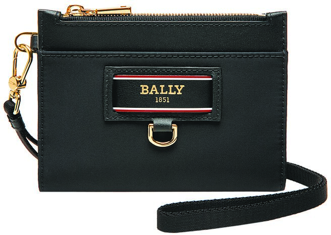 Bally Echo系列黑色尼龙零钱包，8600元。（Bally提供）