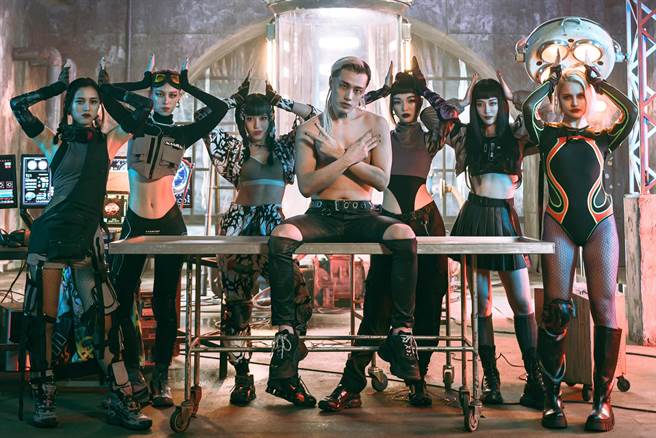 HUR新歌〈Pain Killer〉MV备受好评。（AOA ENTERTAINMENT LAB提供） 