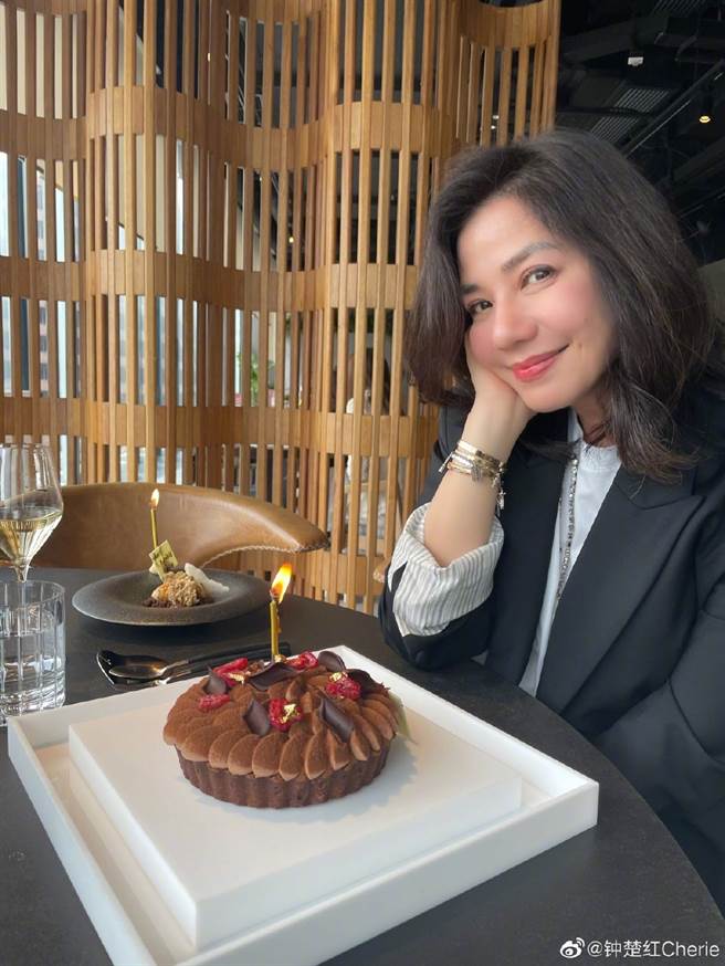 锺楚红将过61岁生日。（图／翻摄自锺楚红Cherie微博）
