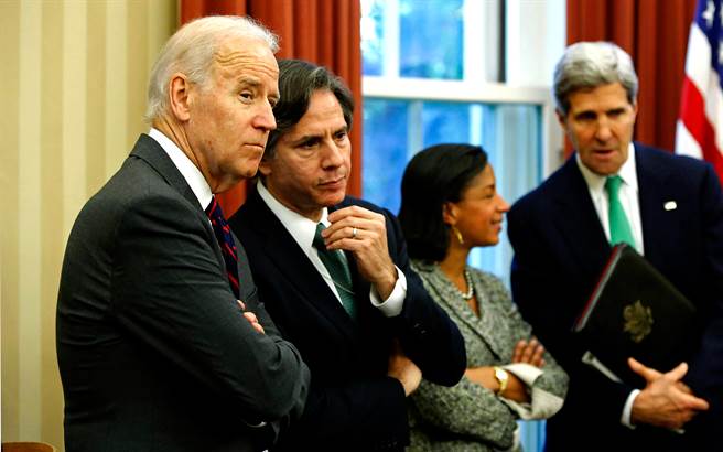 美国总统拜登就任后，新任国务卿布林肯今天与新加坡外交部长维文通话，两人重申两国间坚实的防卫、安全、贸易等合作。(示意图/shutterstock)