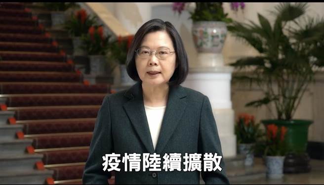 农历春节谈话   总统：盼全球早日恢復正常，民主不完整，但不放弃。（总统府提供）