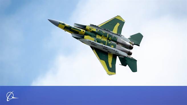  F-15EX的第1架进行试飞。(图/波音)