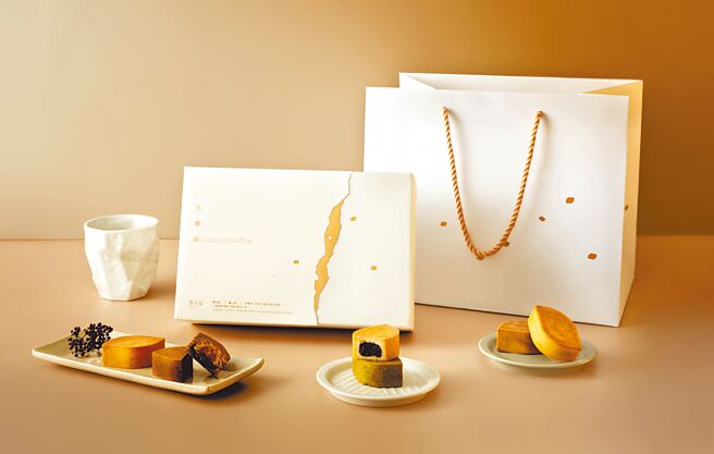 郭元益《小樂曲》禮盒，可品嘗6款經典與創新口味，並附上3首藝人鳳小岳創作歌曲，650元。（郭元益提供）