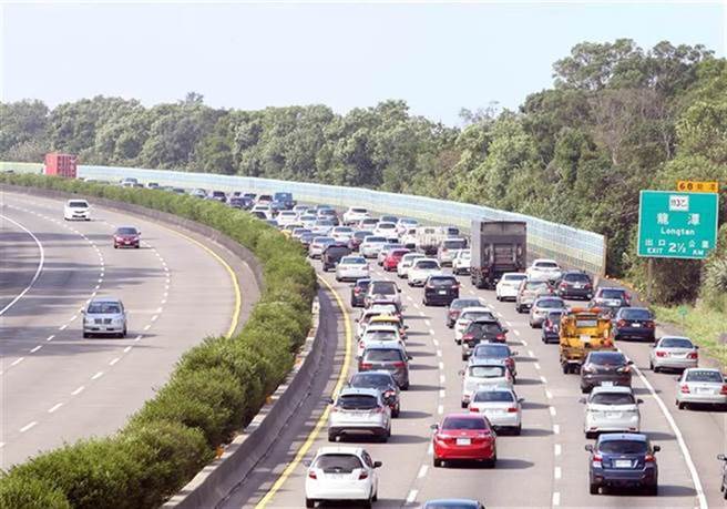 1968APP初二大当机，高公局回应了。(资料照)