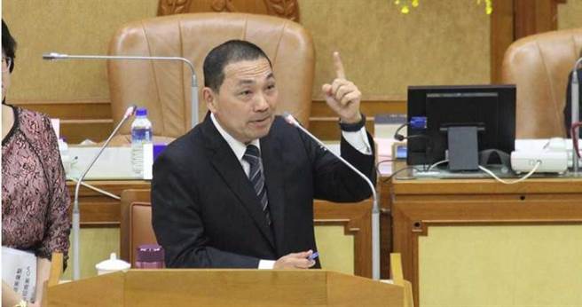 新北市长侯友宜在2019年10月议会总质询中，强调BOT案没有使用市府预算，依法不须经过议会审查。（图／报系资料照）