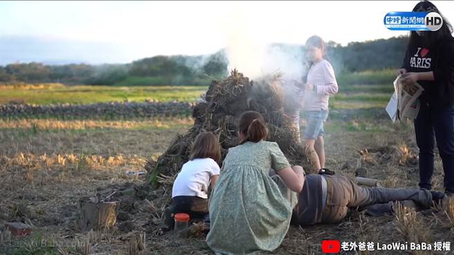 堆好之后放入食材