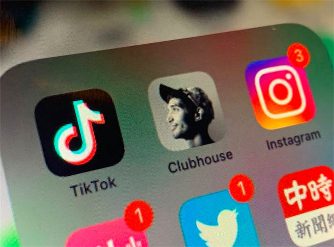 SNS、社群软体示意图。（温博钧摄）