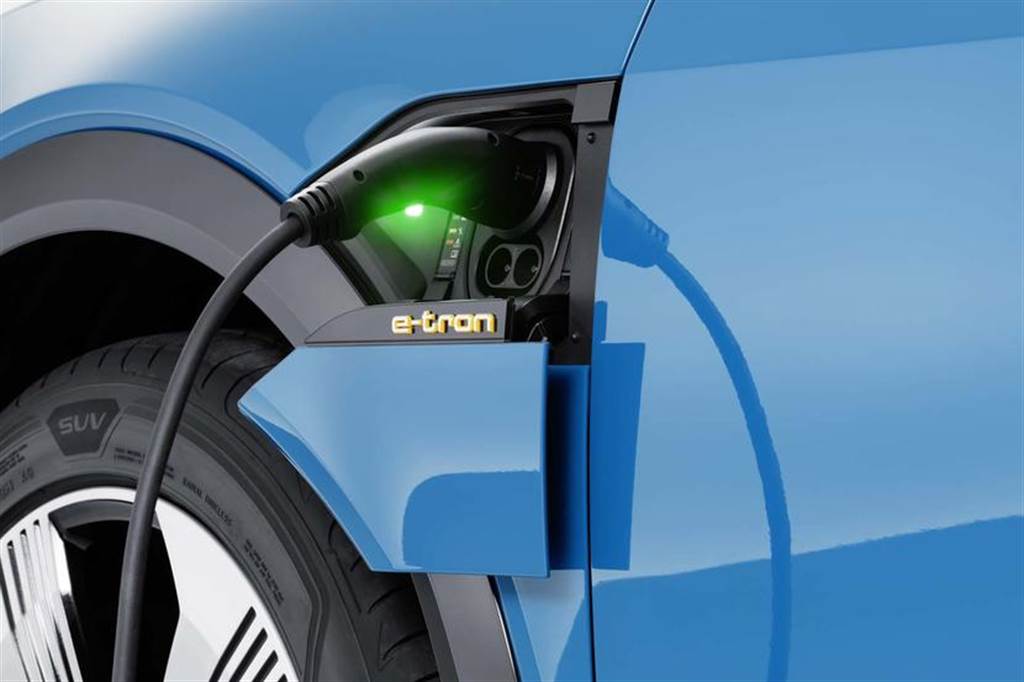 Audi 執行長談 EV 續航力：電動車電池會越做越小，拉高里程不是趨勢