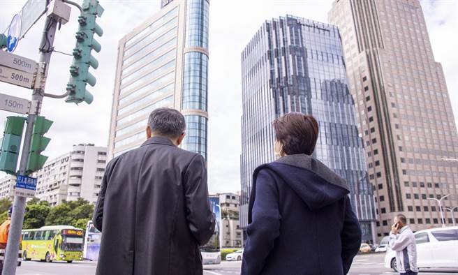 黄珊珊》大年初五的收心操策略(照片来源：作者脸书截图)