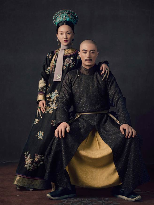 《如懿传》将在中天娱乐台播出周迅(左)与霍建华(右)有精采对手戏。(图/中天娱乐台提供)