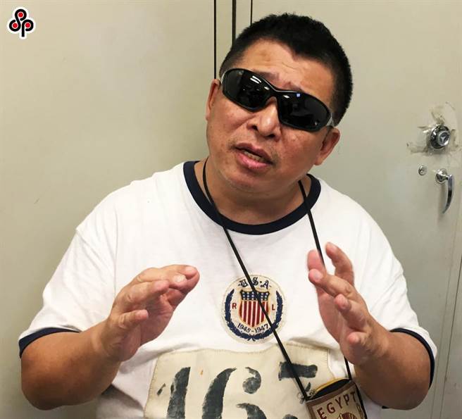 戴子郎2108年在桃园机场，被海关查获没申报的鉅额外币，他说是从南韩赌场赢回来的。（本报资料照片）