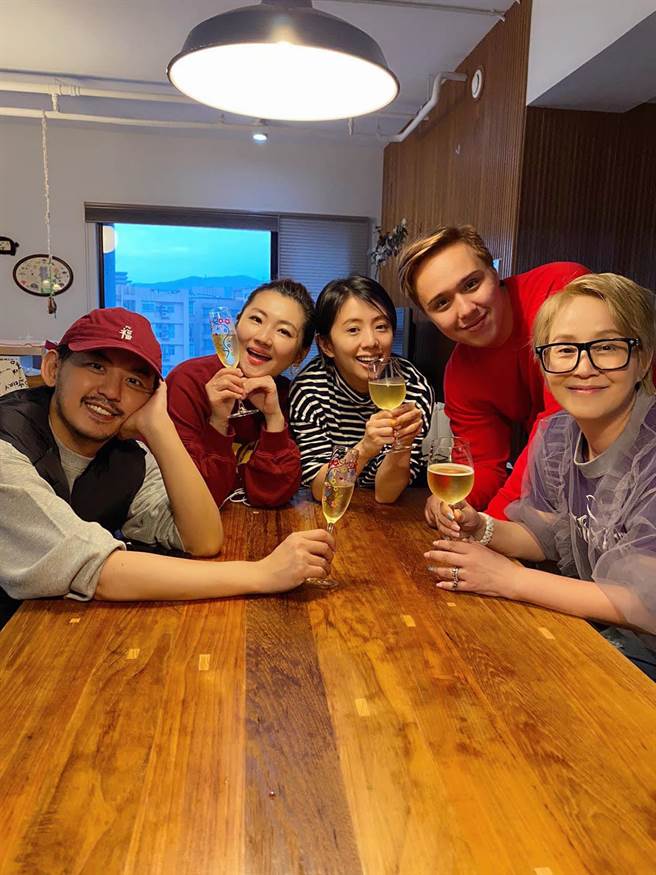 Selina牛年运气佳「射龙门」大赢家赚6000（摘自任家萱Selina脸书）