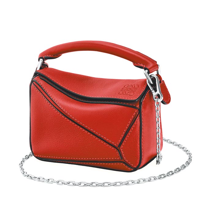 Loewe推出Nano Puzzle包，4万7000元。（Loewe提供）