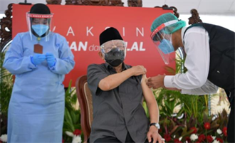 印尼77岁副总统接种大陆疫苗：感觉良好