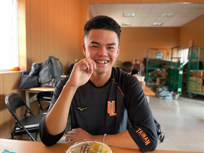 统一狮新秀何恒佑。（毛琬婷摄）