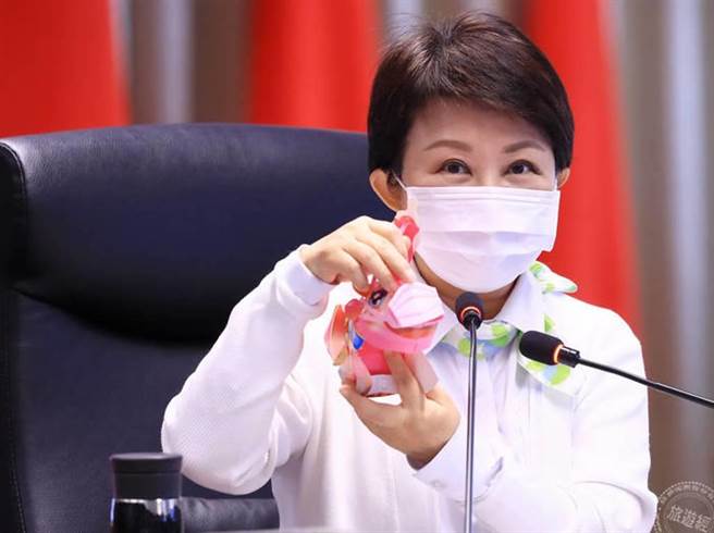 春节连续假期虽然已经结束了，但就华人的习惯春节会持续至元宵节才算完全结束，每每元宵节除了看花灯外，小提灯更是大小朋友都喜欢焦点。（旅游经提供）