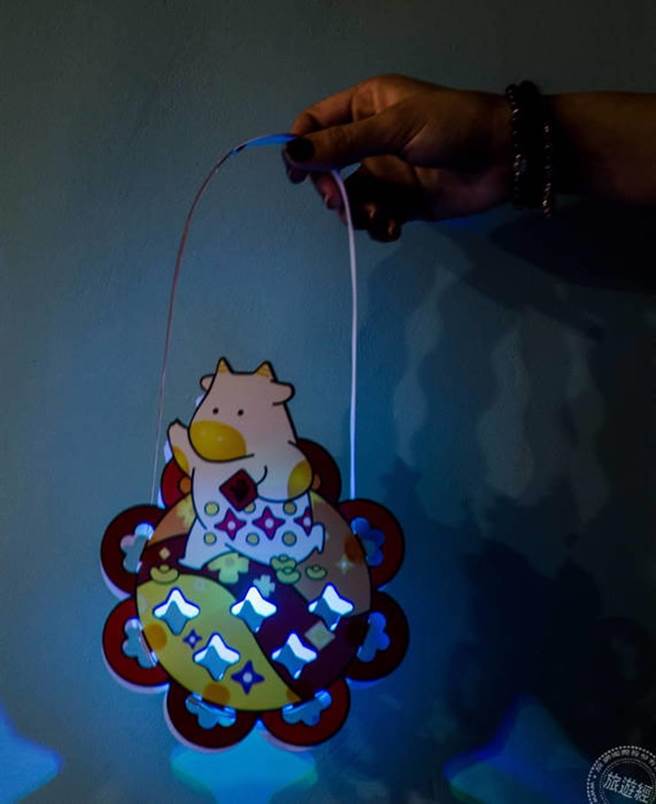 春节连续假期虽然已经结束了，但就华人的习惯春节会持续至元宵节才算完全结束，每每元宵节除了看花灯外，小提灯更是大小朋友都喜欢焦点。（旅游经提供）