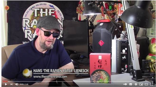 「美国泡麵达人」里纳许(Hans Lienesch)，最新出炉2021年世界10大即食麵排行。（阿舍食品提供）
