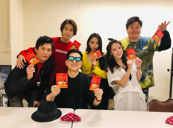 《角头－浪流连》演员们勤跑映后活动。（巧克丽娱乐提供）