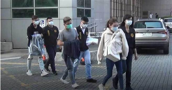 正妹女鸡头号招年轻小模 赴美陪睡淘金 月入百万不是梦(图/翻摄画面)