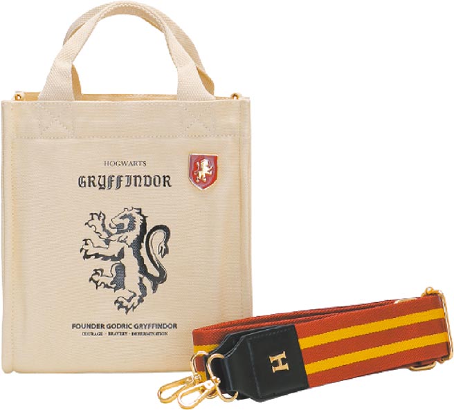 SOGO忠孝館GRACEGIFT特賣會，Harry Potter帆布包原價899元，特價699元。（SOGO提供）
