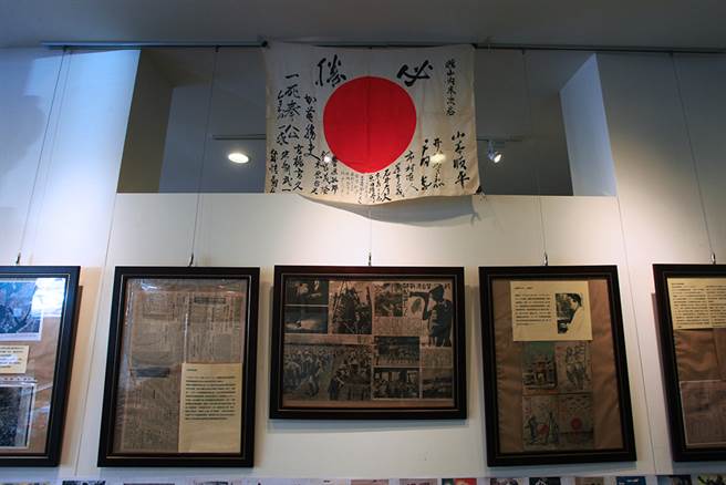 文史类展览由文物收藏家的大哥负责。（摄影/曾信耀）