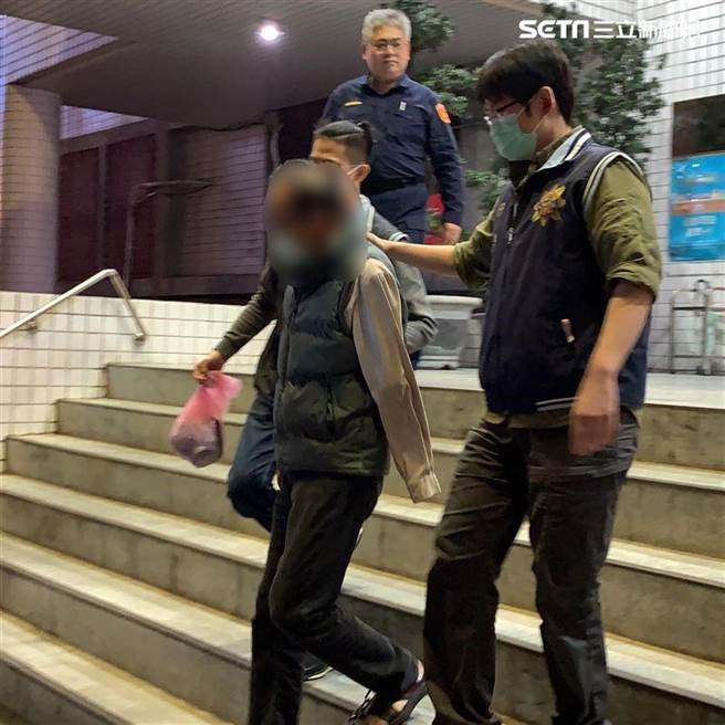 「独臂大盗」犯案前详做犯罪笔记本，春节期间狂偷新庄、永和9店。（图／翻摄画面）