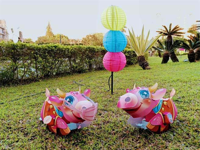 台中市首度开放小提灯模组檔案，提供民眾下载列印，亲子一同享受手作乐趣。（台中市观旅局提供／陈淑娥台中传真）