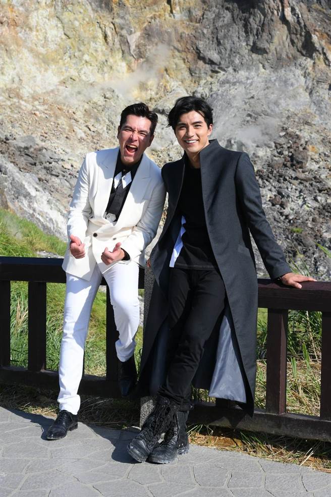 回忆杀！王传一贺军翔《天巡者》暌违13年再合体。（图／三立提供）