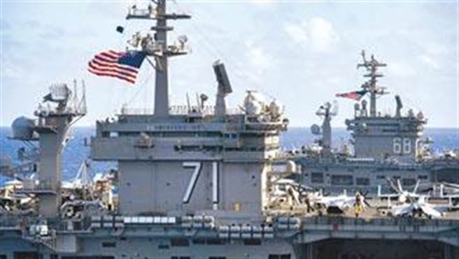 美第七舰队在南海自由航行   民进党：国民党明显超译。本报资料照