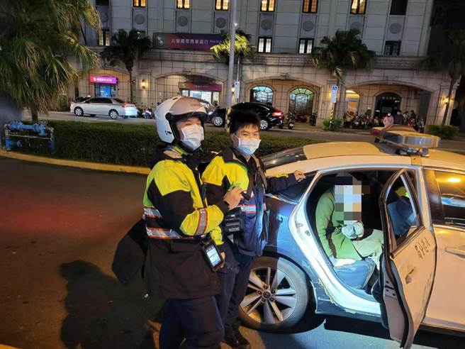 警方表示，林男过年前夕就从芦竹区住家自行外出游玩未归，所幸年后找到，助其一家团圆。（警方提供／赖佑维桃园传真）