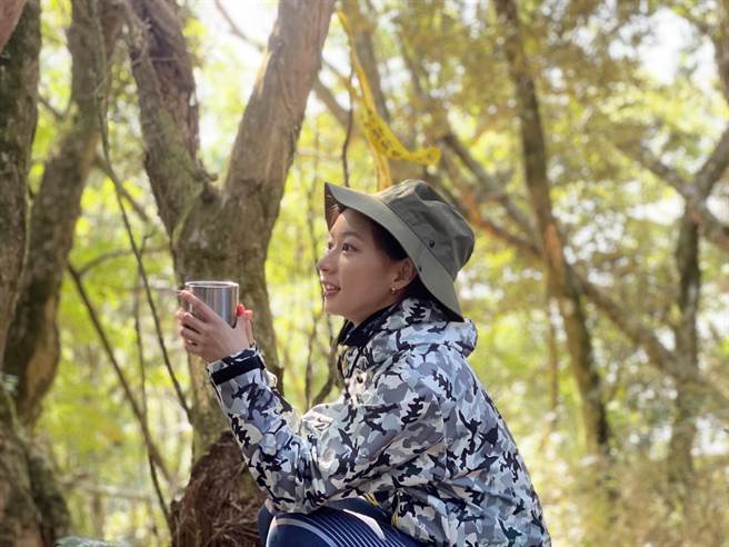 陳妤首次代言，近百萬入袋。（好好娛樂提供）