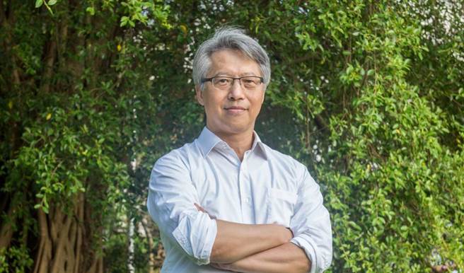 中央研究院廖俊智院长获得2020年以色列总理奖，以表彰其研究有效结合基础与应用层次，并且在生质能源领域获得领先全球的重大突破。(图/中央研究院提供)