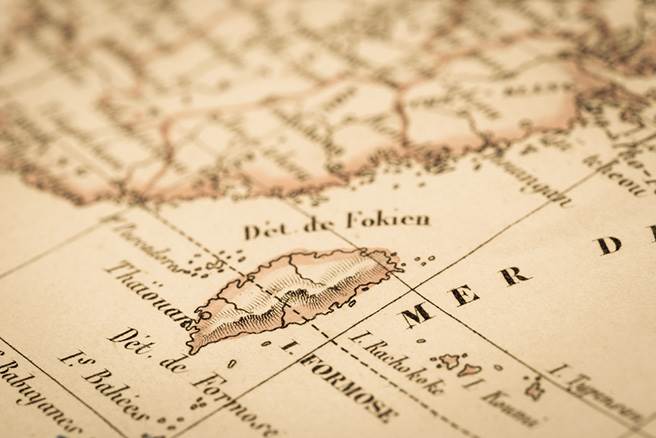 20世纪70年代末，美国以同台湾当局「断交」、「撤军」、「废约」，换取中国政府以和平方式争取实现统一的对台政策调整，如果美方片面撕毁承诺，中国政府必然会适度调整现有对台政策，美台双方都将因为对抗加剧而受损，这也是川普当局最终没能推翻「一个中国政策」框架的重要因素。（示意图／达志影像、Shutterstock）