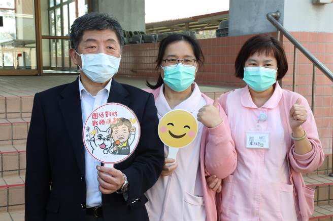 卫生福利部部长陈时中肯定医护人员在防疫战争的重要角色。（嘉义县政府提供∕吕妍庭嘉义传真）