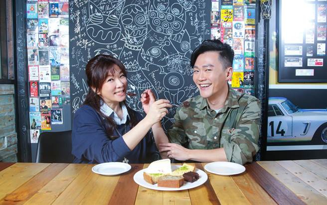 赵咏华和林俊逸将于3月27日在台北国际会议中心举办演唱会。（吴松翰摄）