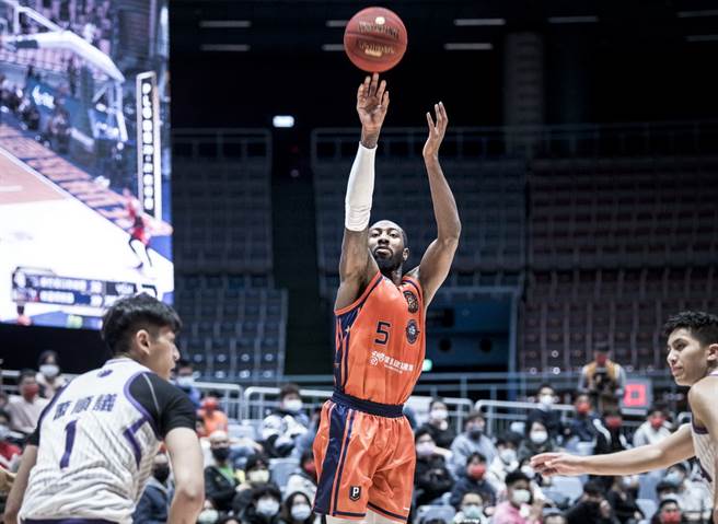 領航猿洋將里德20日貢獻25分、9籃板及6助攻。(領航猿提供)