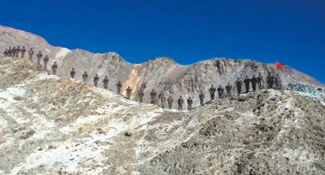 中共军委机关报「解放军报」19日报导称，解放军在边防斗争中取得重大胜利，并证实四名解放军战士阵亡。（摘自微博）