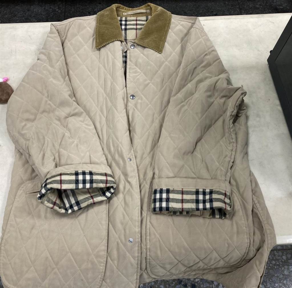 ����4�����������ԣ����˽��һء�BURBERRY�����ס� �������ṩ���ι���������棩