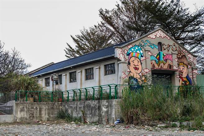 竹東動漫園區變成「蚊子館」，縣府計畫轉型為「原住民產業展銷中心」。（羅浚濱攝）