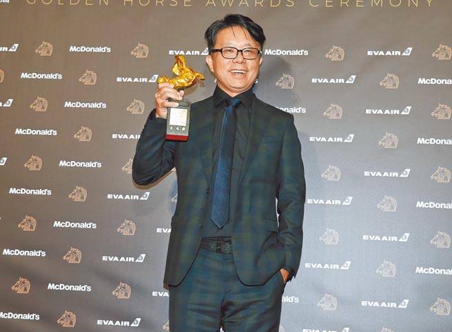 《天桥上的魔术师》邀请金马最佳美术王志成操刀，将80年代的经典氛围完美呈现。（本报资料照片）