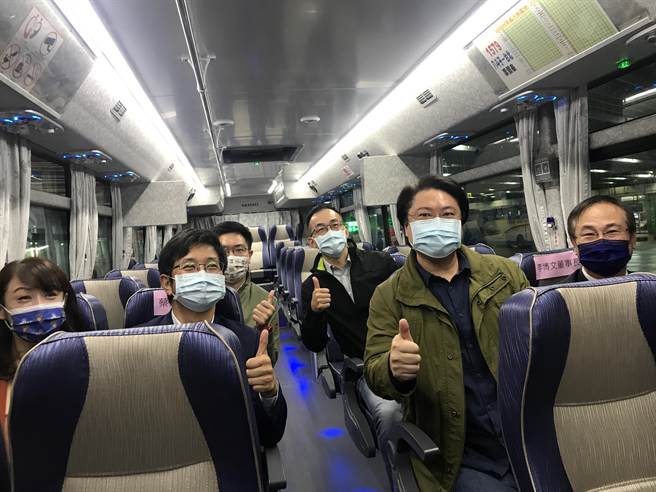 基隆1579快捷公车进驻北市，增设市府转运站。（陈彩玲提供）