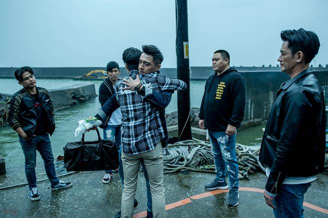 《角头—浪流连》日前票房破亿，有望超越《角头2：王者再起》1.27亿票房成绩。(巧克丽娱乐提供)