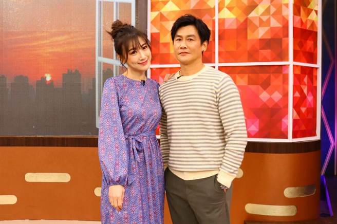 沈世朋玩遥控飞机 竟恍神削肉溅血（卫视中文台提供）