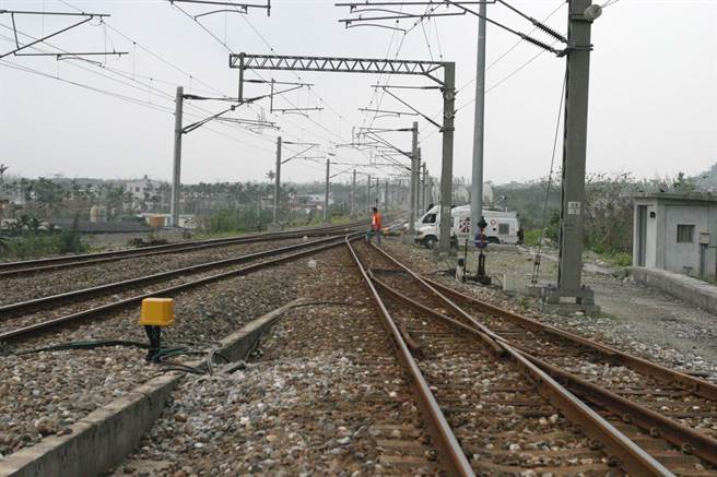 這起五人死亡的公安事故，除徐達文下台外，鐵路局共有七名主管受到懲處，三名段長、三名主任及一位副站長；其中副站長陳金傳受最嚴厲的記大過處分。（圖／中時資料照）