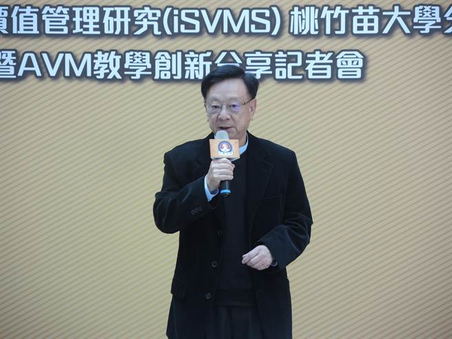 宣明智认为台湾的半导体、生医产业都有很好的发展前景。（邱立雅摄）