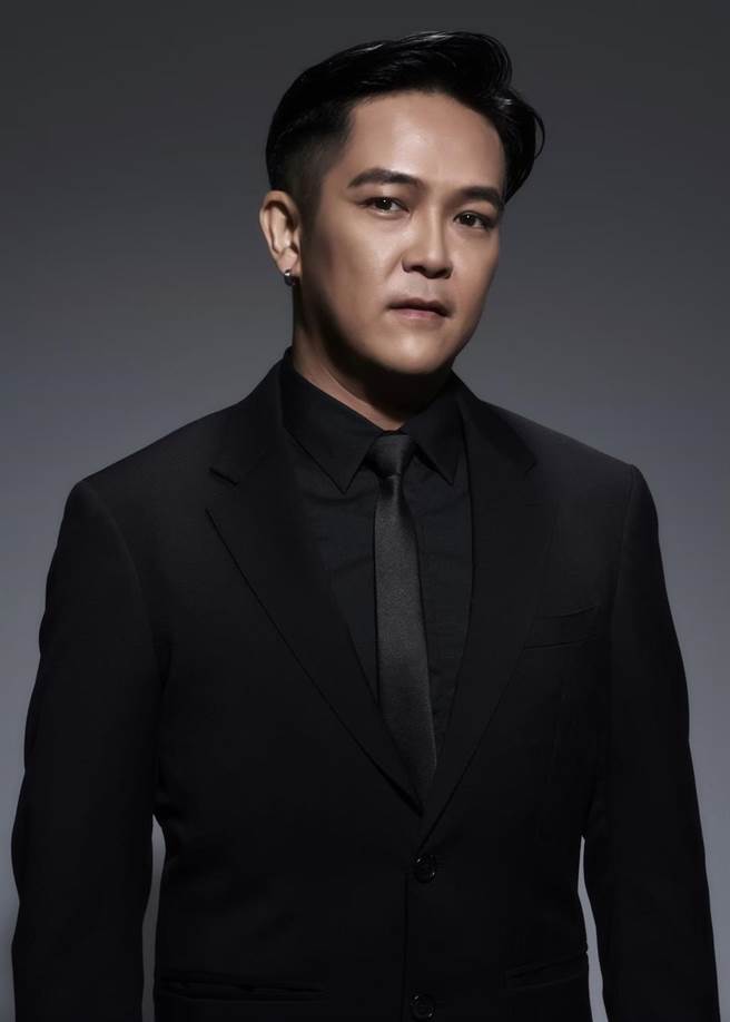 资深彩妆师Azzurro分享口罩妆容防晒上妆术。（Azzurro提供）