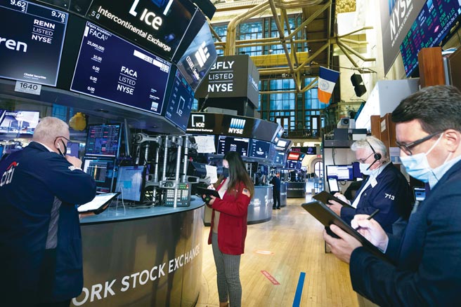 股市大漲，這股投資熱不只是在台灣，全球皆然，但是真相如同表象一般美好嗎？恐怕剛好相反。圖／美聯社